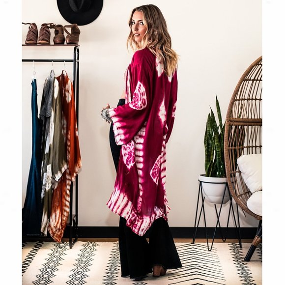 Berry Spellbound Tie-Dye Open-Front Duster Kimono - Picture 2 of 12